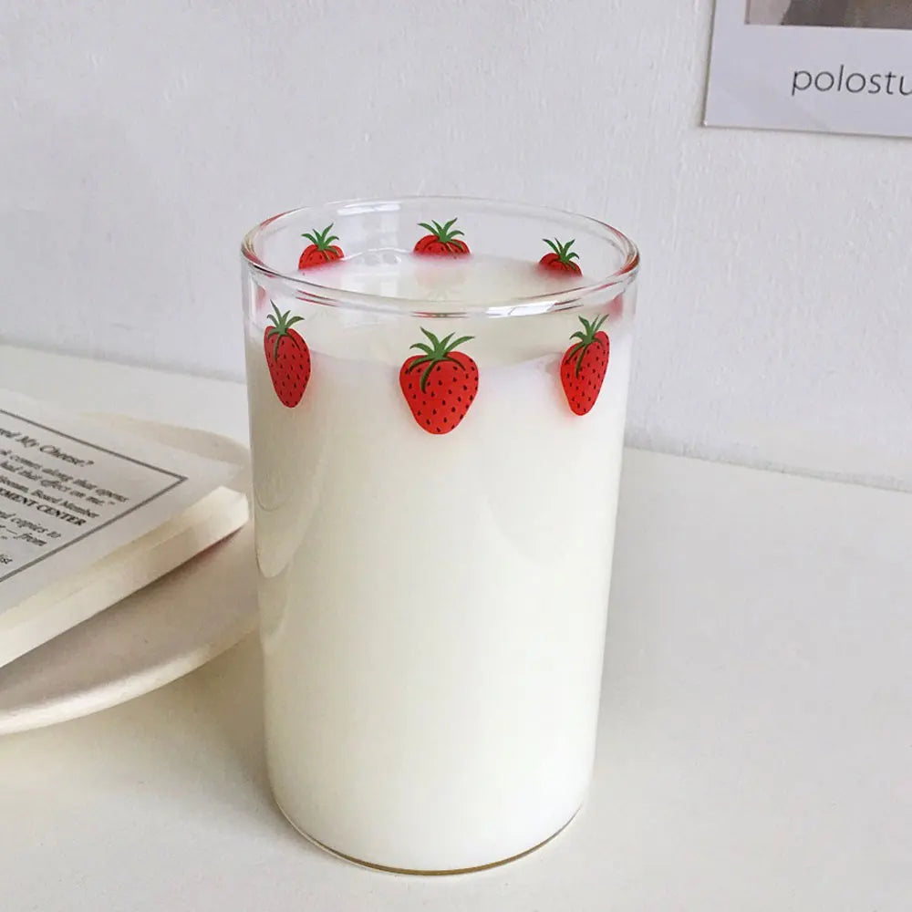300Ml Strawberry Cute Glass Cup with Straw Creative Transparent Water Cup Student Milk Heat Resistant Glass Nana